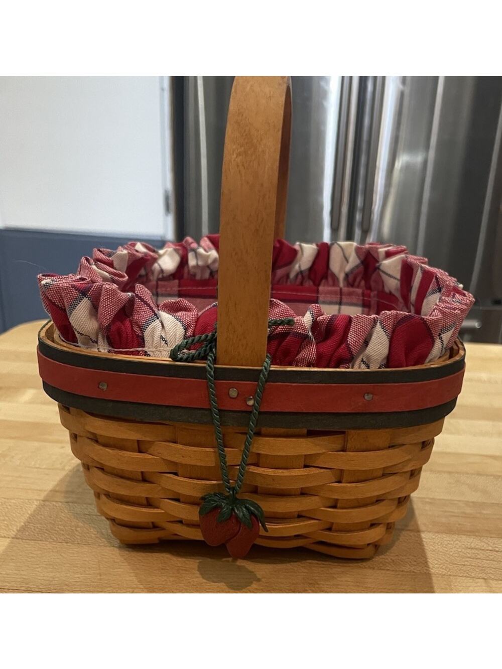 Longaberger STRAWBERRY All American w/Liner, Protector, & Tie-On Aimed 2001 Vtg